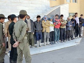 دستگیری بیش از  ٣٥٠ نفر تبعه بیگانه در مرز ماکو