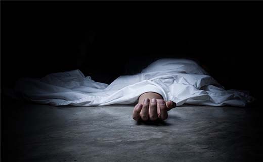 پودر شدن جسد زنی در بسترش پس از ۸ ماه! + عکس