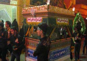 مراسم عزاداری کاشان در شب ششم امام حسین (ع) + فیلم