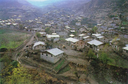 روستای &laquo;زیارت&raquo;، بهش ویلاسازی مدیران + فیلم