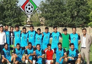 تیم دهیاری سرقلعه قهرمان مسابقات فوتبال