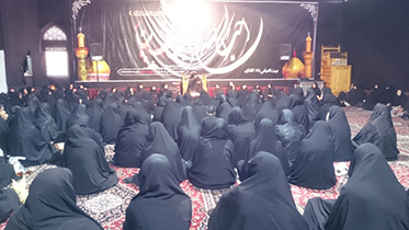 بانوان کاشانی در سوگ شهادت امام حسین(ع) و یارانش آیین ششم گرفتند