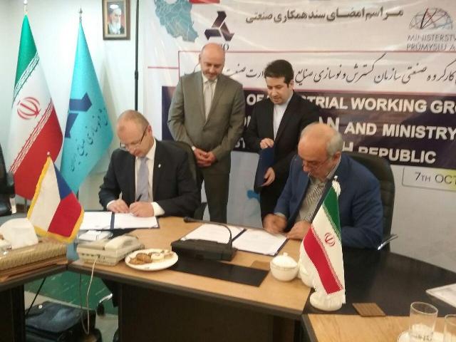 شرکای اروپایی بر ادامه برجام تاکید دارند / امضای قرارداد محافظت از سرمایه&zwnj;گذاری ایران و چک