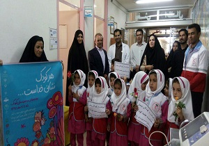 بازدید جمعی از دانش آموزان پیش دبستانی ازکودکان بستری بخش اطفال در هرات