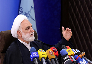 محسنی اژه‌ای: یک بدهکار میلیاردی مرتبط با ۱۴ بانک دستگیر شد + فیلم