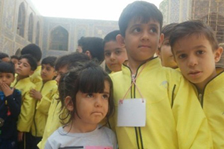بازدیدکودکان اصفهانی از بناهای تاریخی این استان