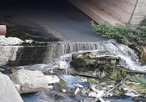 دپوی زباله در ساحل دریا + تصاویر