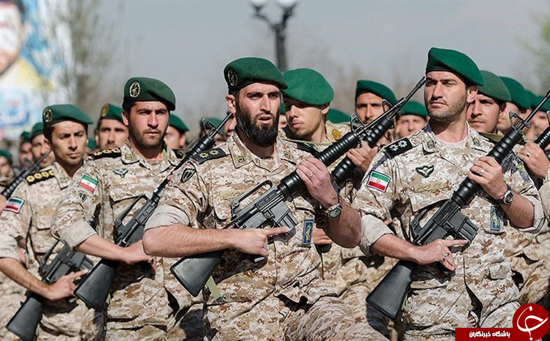 دلقکی که برای خودنمایی دست به دامن سپاه پاسداران شد