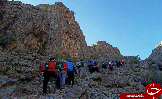 ۳۰ کوهنورد نهاوندی کوهستان گرین نهاوند را پاکسازی کردند+ تصاویر