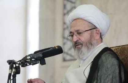 هیچ کس حق ندارد علم طب نوین را تکذیب کند/ واکسن واجب شرعی است