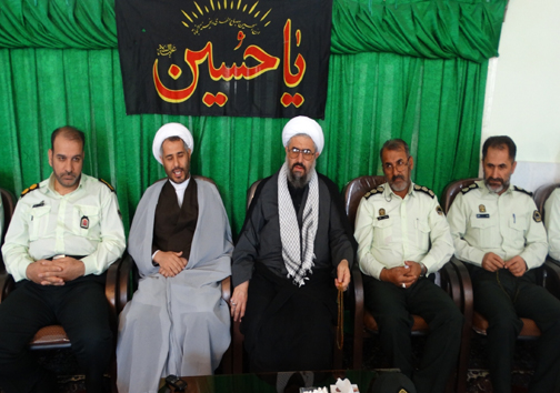دیدار پرسنل نیروی انتظامی شهرستان با امام جمعه الیگودرز + تصاویر