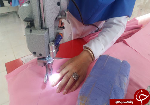 جوان کارآفرین لرستانی تولید کننده لباس بیمارستانی/آغاز فعالیت تنها با ۱ نفرنیروی کار+(تصاویر) جوان کارآفرین لرستانی تولید کننده لباس بیمارستانی/آغاز فعالیت تنها با ۱ نفرنیروی کار+(تصاویر)