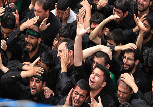 برگزاری مراسم عزادرای و توزیع اطعام در شیراز