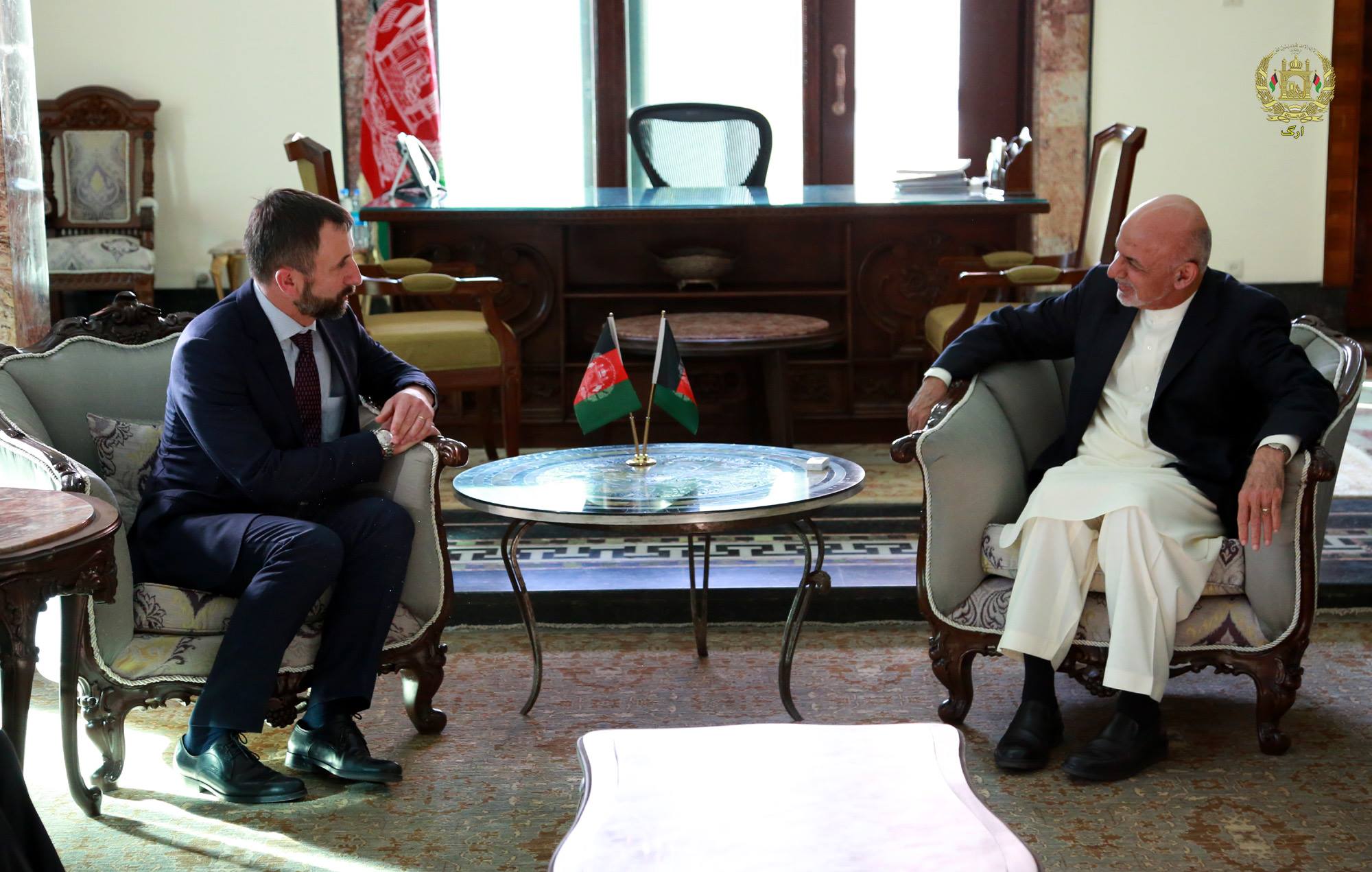 گزارش تصویری از دیدار «اشرف غنی» با سفیر جدید جمهوری چک گزارش تصویری از دیدار «اشرف غنی» با سفیر جدید جمهوری چک