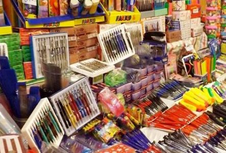 توزیع 82 هزار بسته نوشت افزار بین دانش آموزان باز مانده از تحصیل