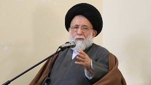 بیت آیت‌الله شفیعی  میزبان عزاداران حسینی