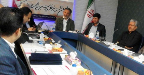 محمد حمزه&zwnj;زاده: به اکران فیلم خارجی به عنوان یک گزینه فکر می&zwnj;کنیم