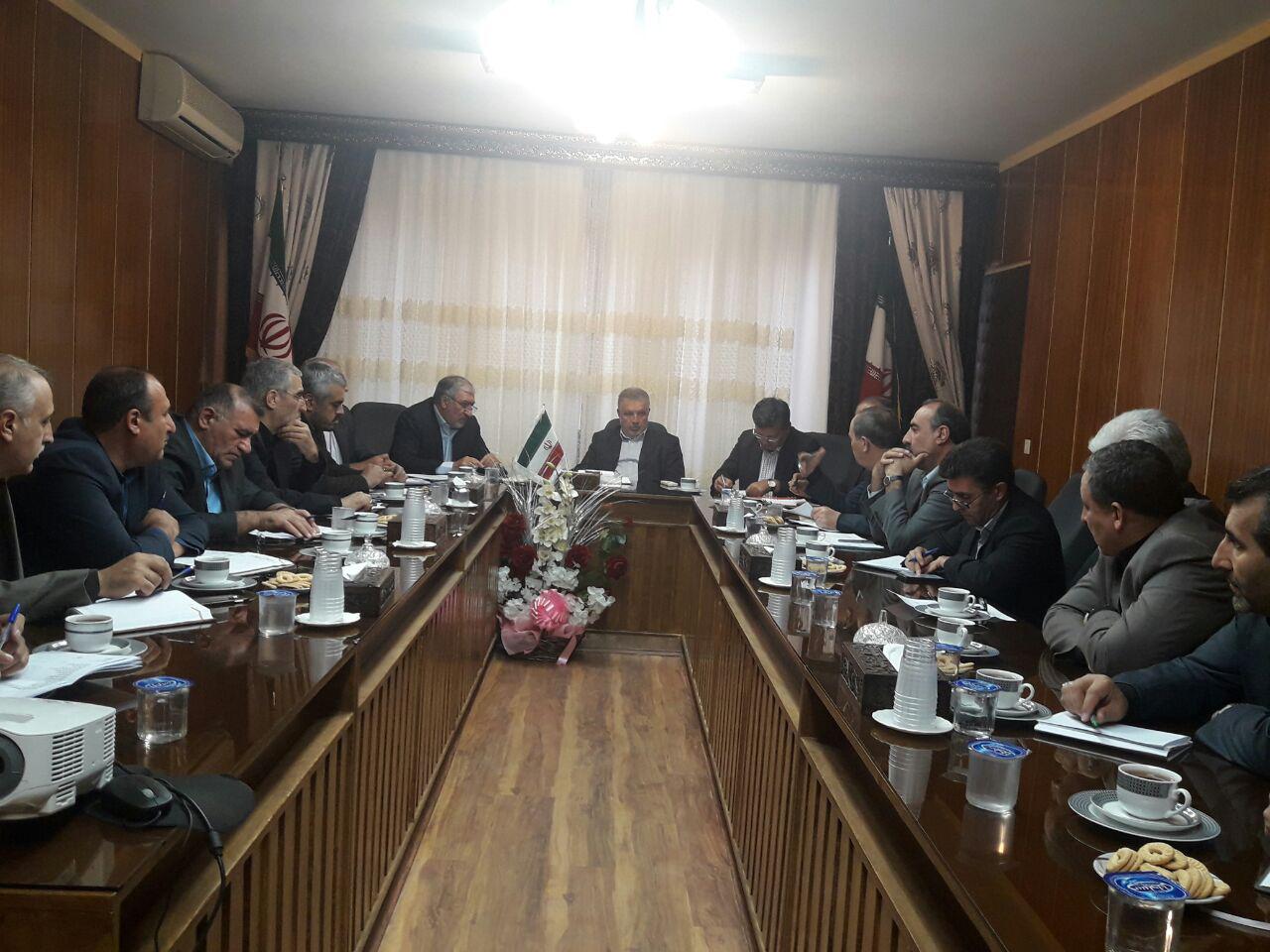 برای تنظیم بازار محرم هیچ گونه کمبودی در زمینه اقلام و محصولات اساسی وجود ندارد