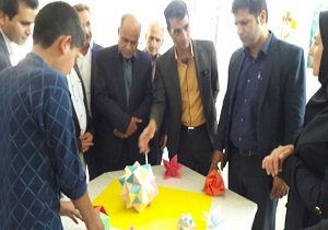 افتتاح نمایشگاه دست سازه های کودکان و نوجوانان در خاتم