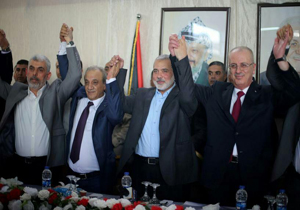 نمایندگان حماس و فتح توافقنامه آشتی ملی امضا کردند