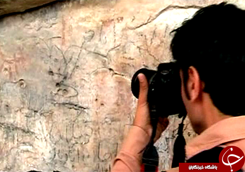 سنگ نگاره&zwnj;های غار میرملاس نشانه&zwnj; وجود تمدنی باستانی در لرستان/ تخریب این نقوس در سال&zwnj;های اخیر+ تصاویر