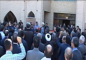 تجمع دانشجویان دانشگاه محقق اردبیلی در جهت محکومیت سخنان ترامپ