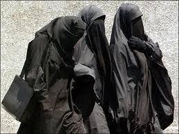 عملیات حرفه ای سرقت توسط تیم سه نفره زنان سعودی+فیلم