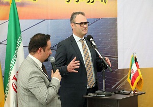 آغازعملیات اجرایی فاز نخست بزرگترین نیروگاه خورشیدی کشور در میبد