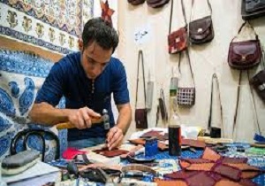 کارگاه آموزشی مدیریت تولید وبازرگانی صنایع دستی درسنندج برگزار شد
