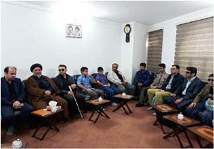 اهدای یک جلد قرآن با خط بریل به ۲ برادر روشندل