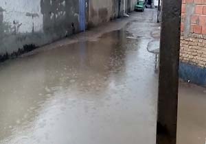بارش باران و آبگرفتگی خیابان در بهشهر + فیلم