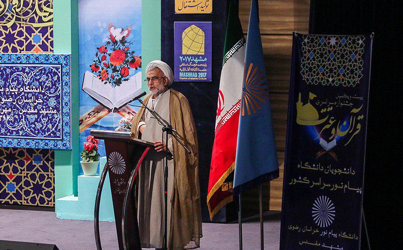 همه فعالان قرآنی سراسر کشور تا پایان امسال بیمه می‌شوند