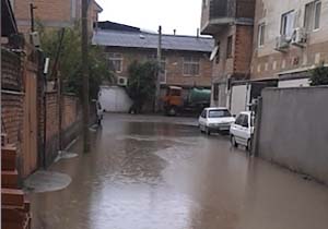 آبگرفتگی با کوچکترین باران در قائمشهر! + فیلم