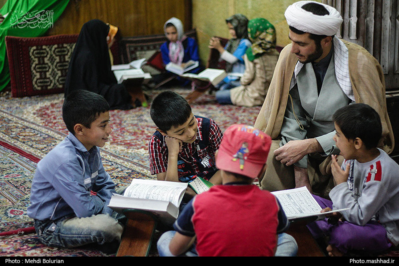 ۸۰ &nbsp;مبلغ بومی در شهرستان نهاوند فعالیت می کنند