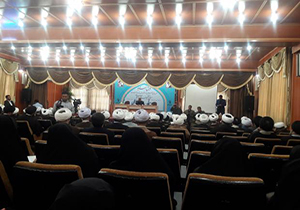 آغاز همایش تحکیم مبانی خانواده اسلامی در لرستان