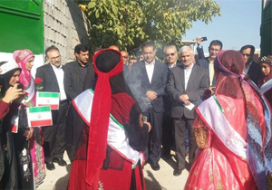 ۱۶۰۰ بسته آموزشی بین دانش آموزان محروم "کهگیلویه و بویراحمد" توزیع شد