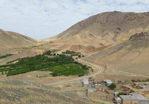 کمبود امکانات رفاهی در ازناب سفلی + فیلم