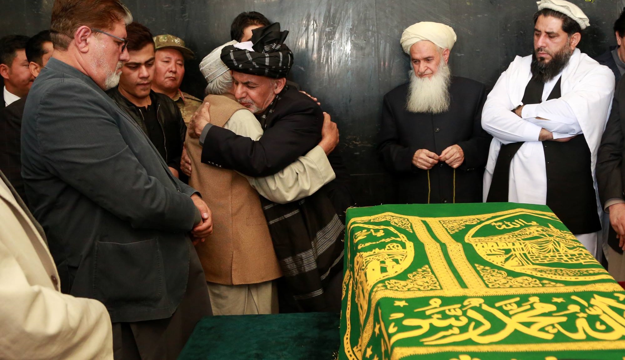 گزارش تصویری: حضور &laquo;اشرف غنی&raquo; و مقامات عالیرتبه افغانستان در تشییع جنازه فرمانده پلیس پکتیا