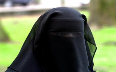 دستگیری یک زن داعشی توسط ماموران فیلیپینی