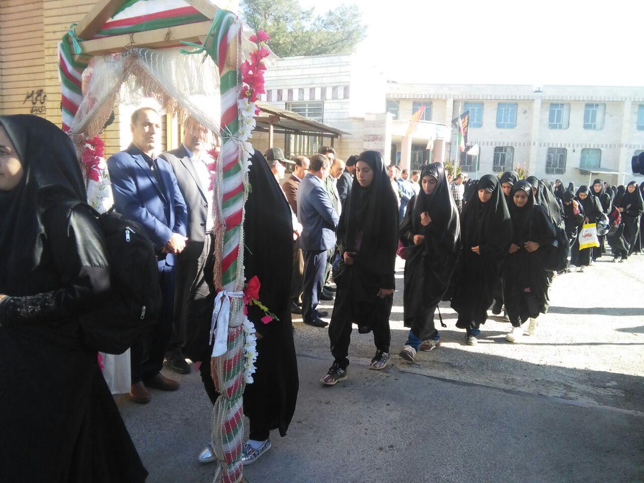 اعزام 250دانش آموز دختر ملکشاهی به اردوهای راهیان نور