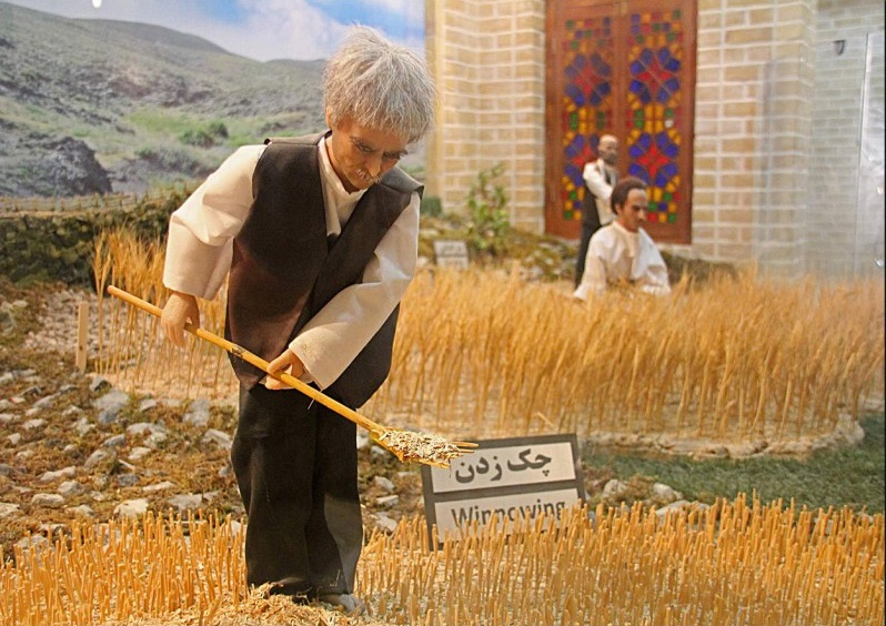 آشنایی با مراحل پخت نان درموزه نان مشهد