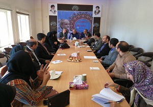 نویسندگان اردبیل ستارگان درخشان آسمان ادبیات پایداری کشور هستند