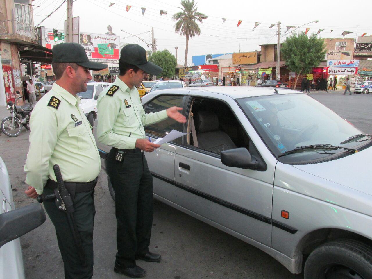 دستگیری 21 متهم تحت تعقیب در جیرفت