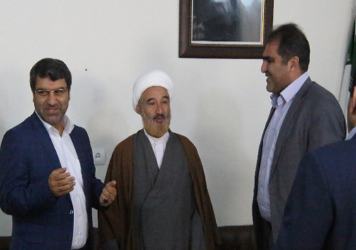 دیدار جامعه ورزشی کوهدشت با امام جمعه و نماینده شهرستان + تصاویر
