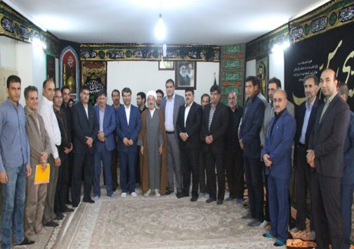 دیدار جامعه ورزشی کوهدشت با امام جمعه و نماینده شهرستان + تصاویر