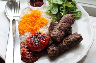 طرز تهیه کباب لقمه زعفرانی+عکس