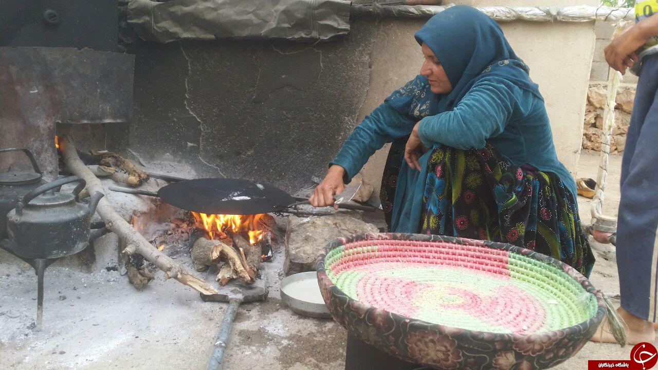 پخت نان محلی در قاب تصویر