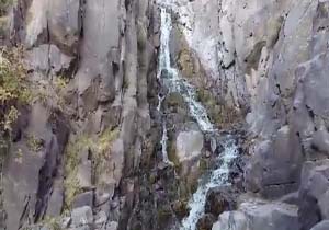 آبشار زیبا و دیدنی روستای «تازه‌کند علیا» + فیلم