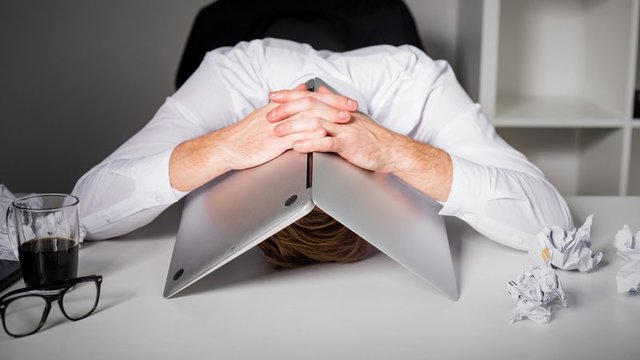 کارهای تیمی استرس را کم می کند