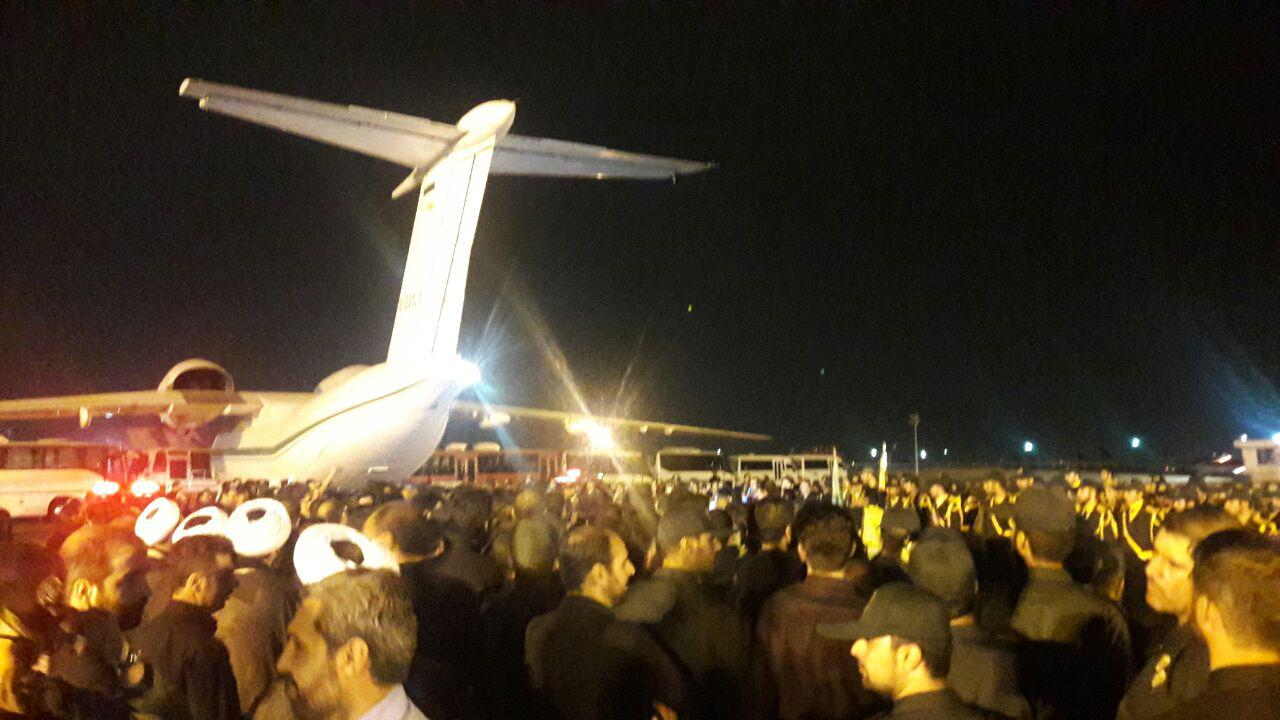 پیکر مطهر شهید مدافع حرم محسن حججی وارد تهران شد پیکر مطهر شهید مدافع حرم محسن حججی وارد تهران شد